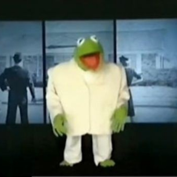 A completely normal man for sale, definitely not a puppet - Picture 1 of 6